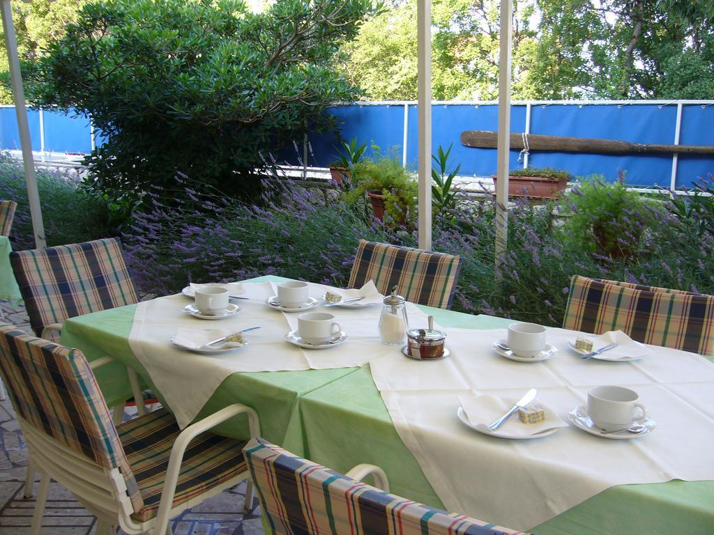 Stella Maris Accommodation Кленовица Экстерьер фото