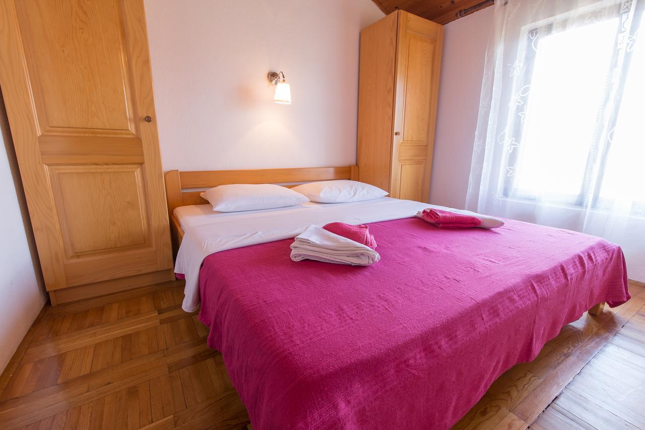 Stella Maris Accommodation Кленовица Экстерьер фото