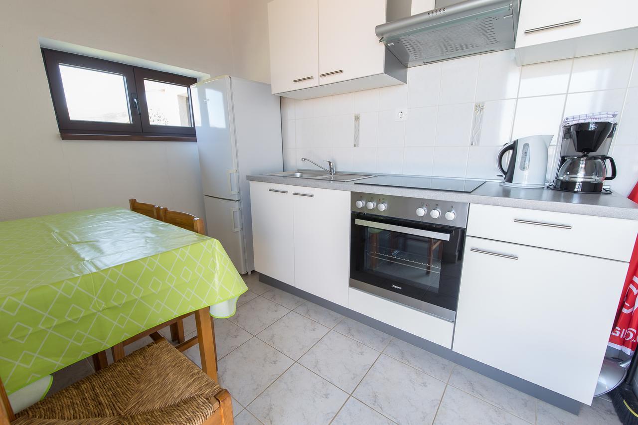 Stella Maris Accommodation Кленовица Экстерьер фото