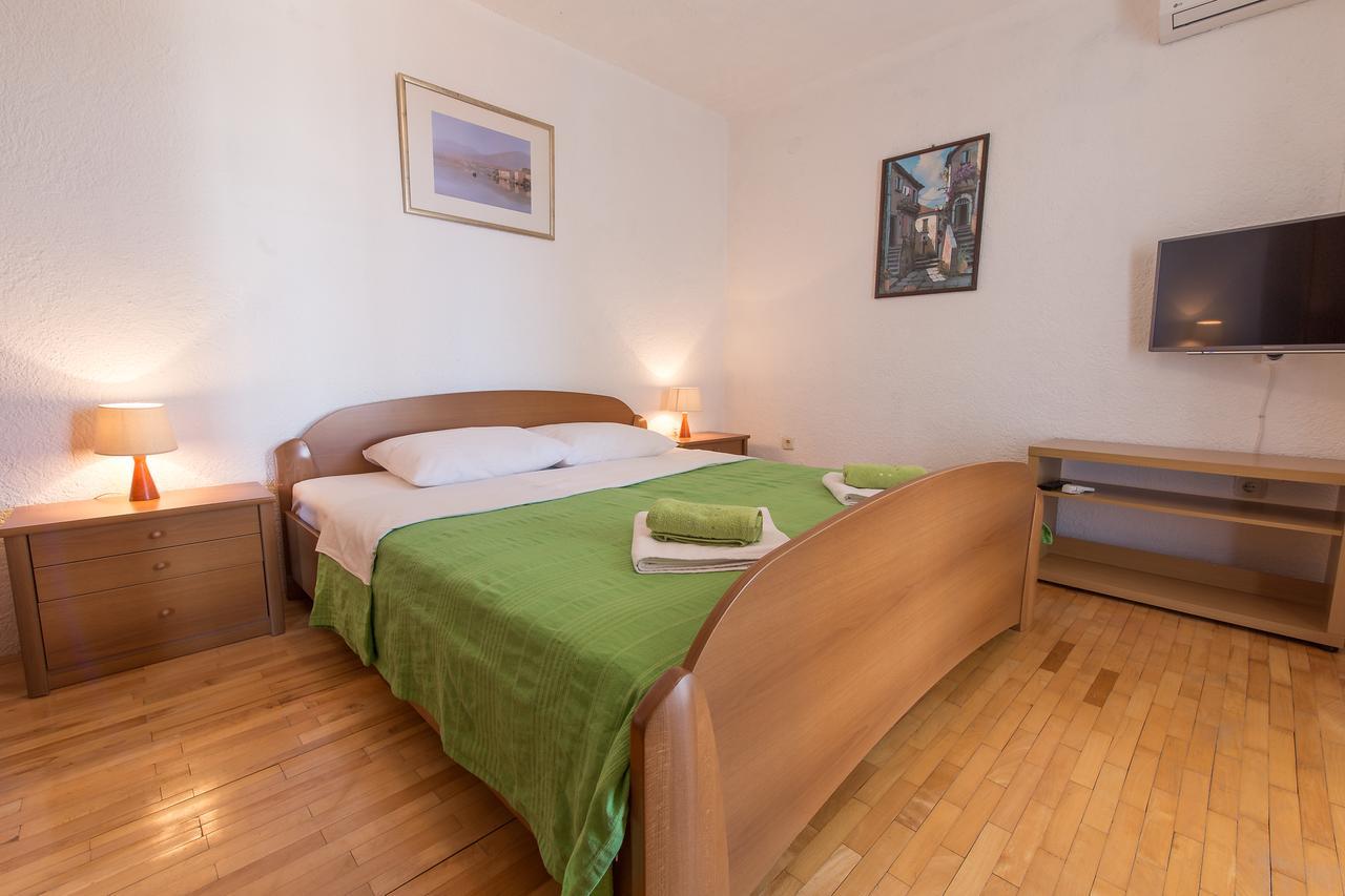 Stella Maris Accommodation Кленовица Экстерьер фото